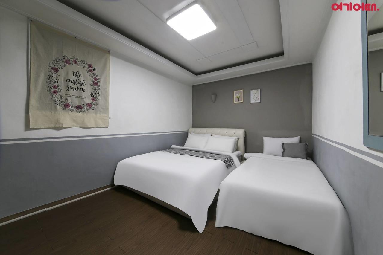 Sinchon Sisters Hostel Soul Exteriér fotografie